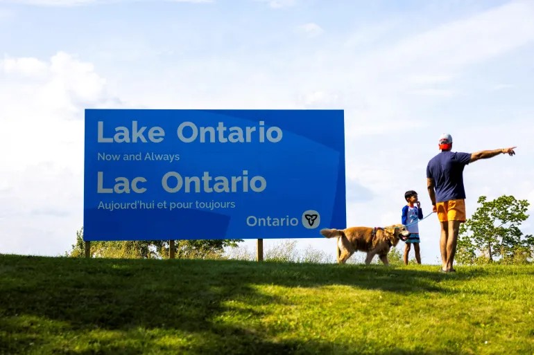Bryan Adams Takes Aim at Trump’s “Lake America” Order With New Song “Lake Ontario” (photo 5)